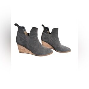 Blondo Charcoal Suede Wedge Boots